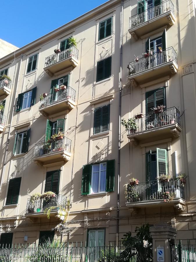 Le Rose Del Viale Hotel Палермо Екстериор снимка